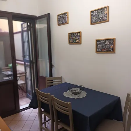 Lettoecornetto Casavacanze * Aeroporto di Catania Fontana Rossa