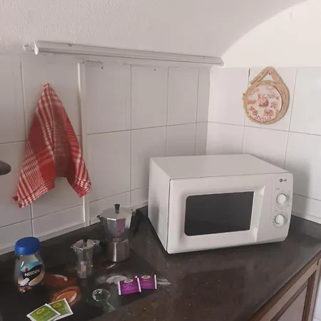 Lettoecornetto Casavacanze * Aeroporto di Catania Fontana Rossa