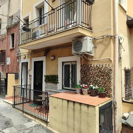 Le Del Cortile Catane